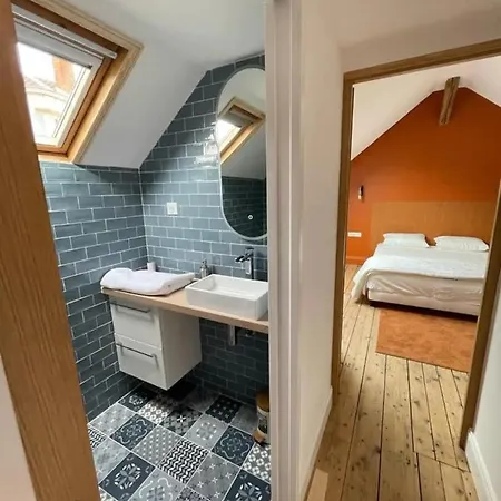 Le Gite De Jean Thevenin, Avec Parking Gratuit Epernay Exterior photo