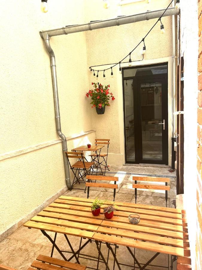 Le De Jean Thevenin, Avec Parking Gratuit Epernay